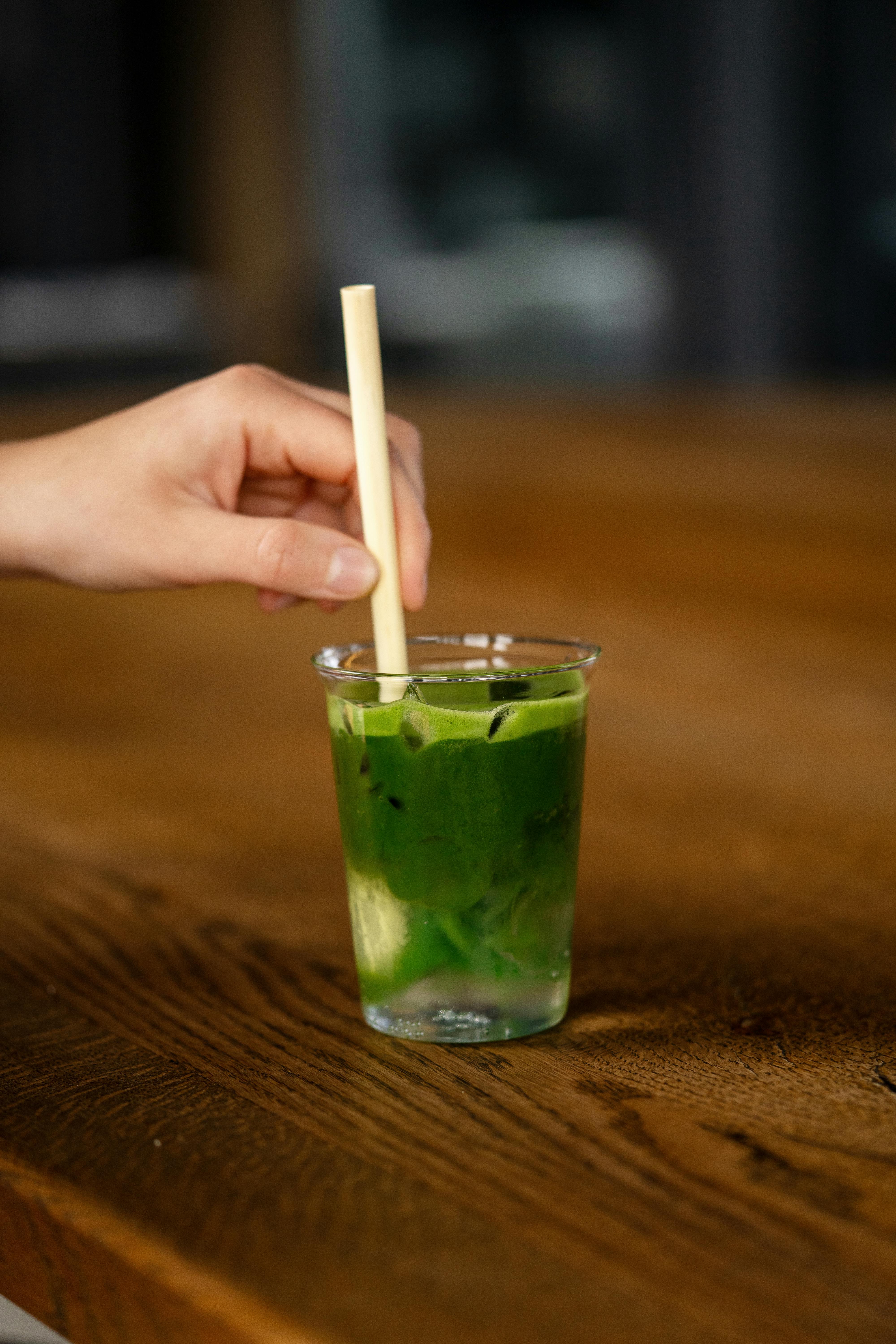 Matcha and Gut Health: How This Green Powerhouse Supports Your Digestion