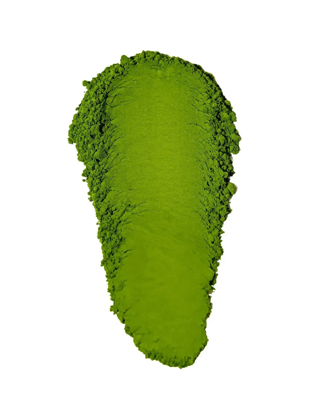 Okumidori Matcha Powder on white background | Romi Matcha